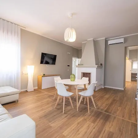 Valeria 公寓 Nardò